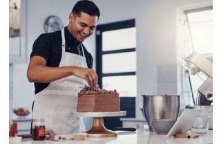 How Cake Kits Take the Stress out of Baking