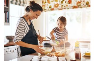 Why You Should Introduce Your Kids to Baking