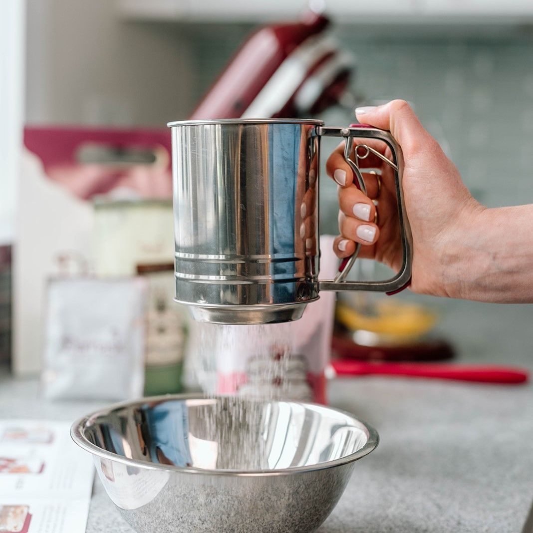 Williams Sonoma Flour Sifter, Baking Tools